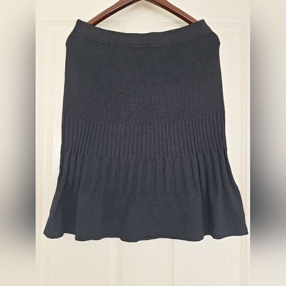 St.John black midi skirt size 4 - Picture 1 of 6